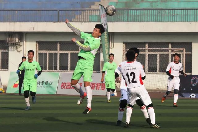 悲剧！维尼修斯女友的保镖与妻子遭遇摩托车事故逝世