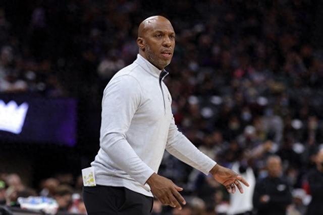既有NBA级内线，为何不把杨瀚森设为核心？